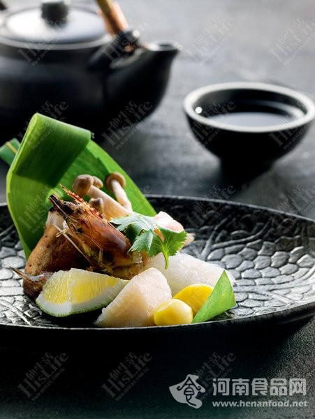 茶壺海鮮湯