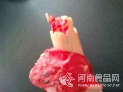 雙匯王中王火腿腸吃出異物